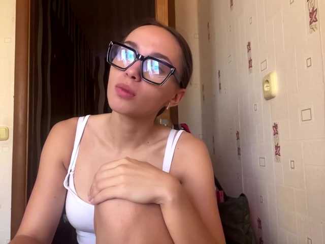 DaliaTronstad live cam on BongaCams