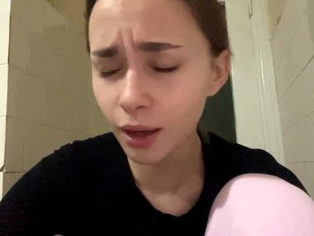 DaliaTronstad, live now on BongaCams