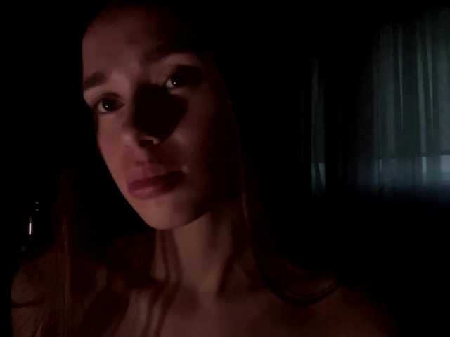 DaliaTronstad live cam on BongaCams