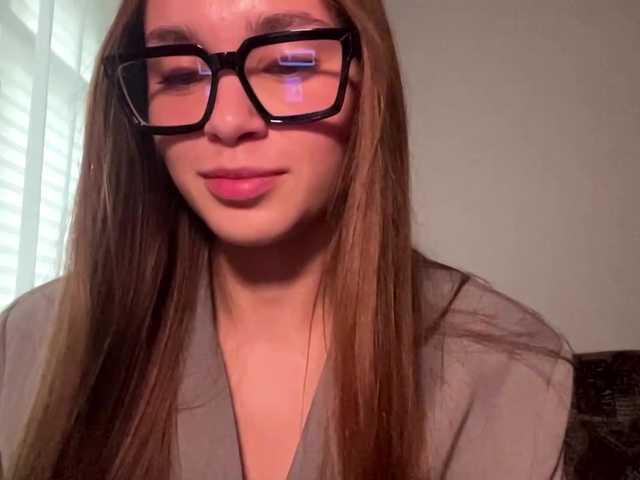 DaliaTronstad live cam on BongaCams
