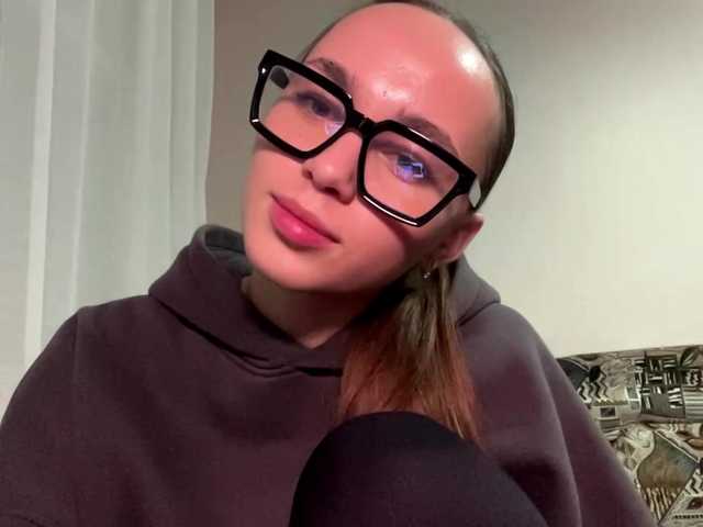 DaliaTronstad live cam on BongaCams