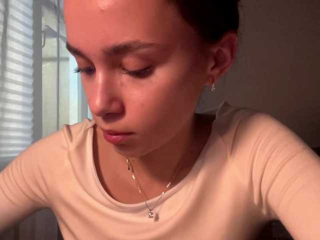 DaliaTronstad live cam on BongaCams