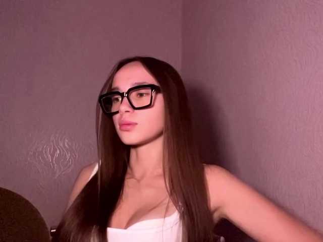 DaliaTronstad live cam on BongaCams
