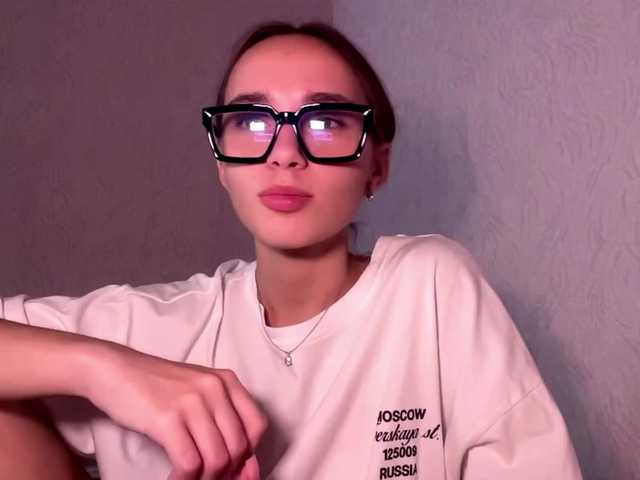 DaliaTronstad live cam on BongaCams