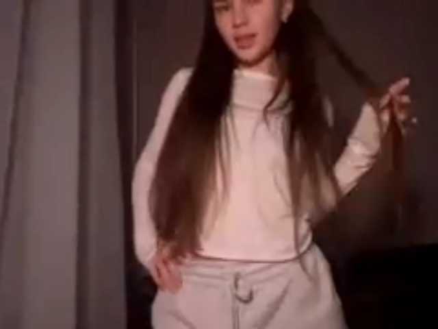 DaliaTronstad live cam on BongaCams