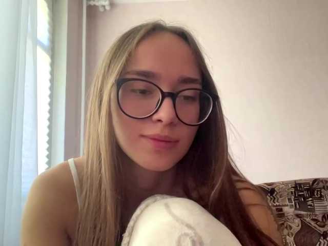 DaliaTronstad live cam on BongaCams