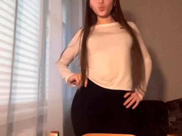 DaliaTronstad live cam on BongaCams