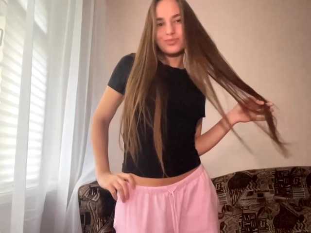 DaliaTronstad live cam on BongaCams