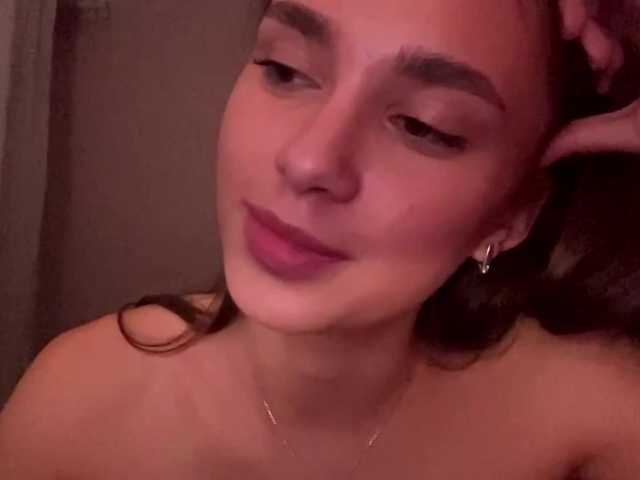 DaliaTronstad live cam on BongaCams
