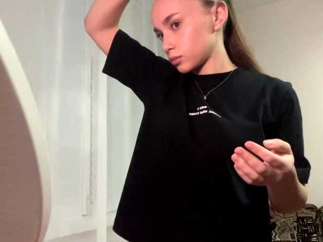 DaliaTronstad live cam on BongaCams