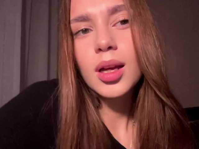 DaliaTronstad live cam on BongaCams