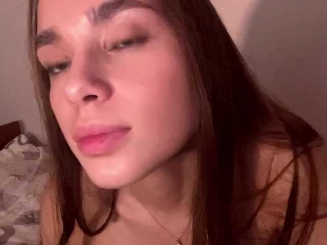 DaliaTronstad live cam on BongaCams