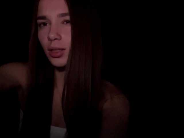 DaliaTronstad live cam on BongaCams