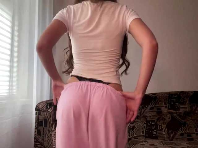 DaliaTronstad live cam on BongaCams