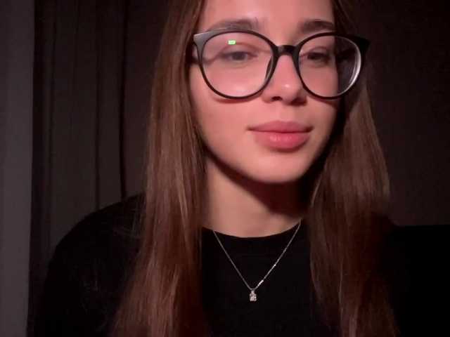 DaliaTronstad live cam on BongaCams