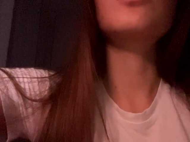 DaliaTronstad, en vivo ahora en BongaCams