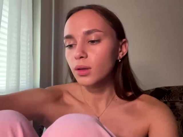 DaliaTronstad live cam on BongaCams
