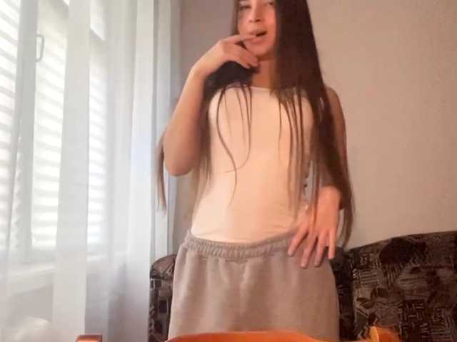 DaliaTronstad live cam on BongaCams