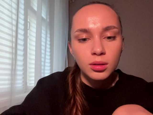 DaliaTronstad live cam on BongaCams