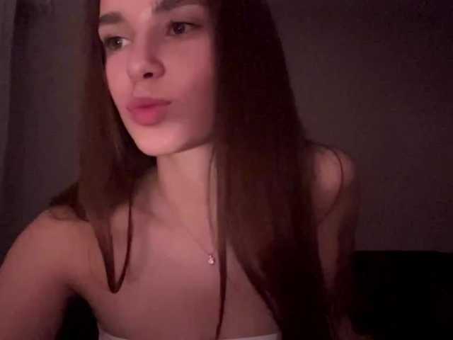 DaliaTronstad live cam on BongaCams
