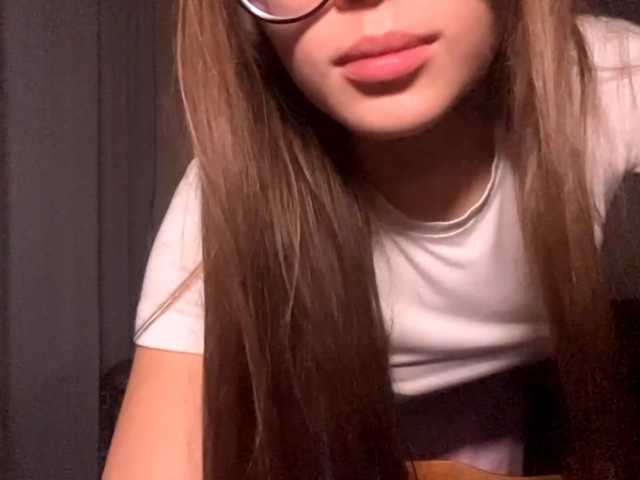 DaliaTronstad live cam on BongaCams