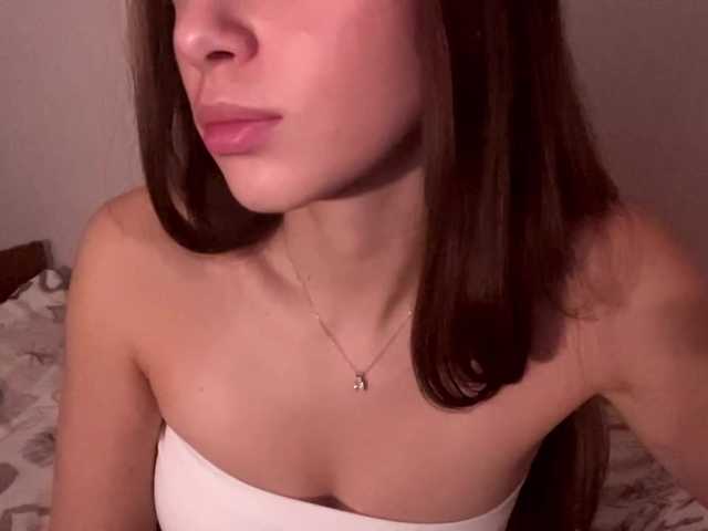 DaliaTronstad live cam on BongaCams
