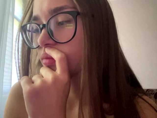 DaliaTronstad live cam on BongaCams
