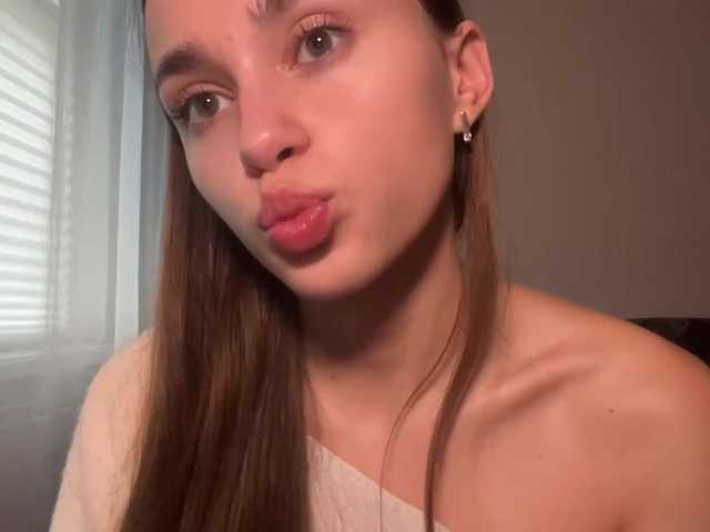 DaliaTronstad live cam on BongaCams
