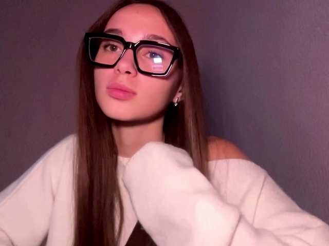 DaliaTronstad live cam on BongaCams
