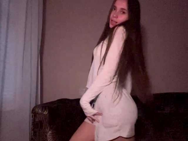 DaliaTronstad live cam on BongaCams