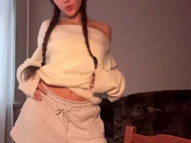 DaliaTronstad live cam on BongaCams