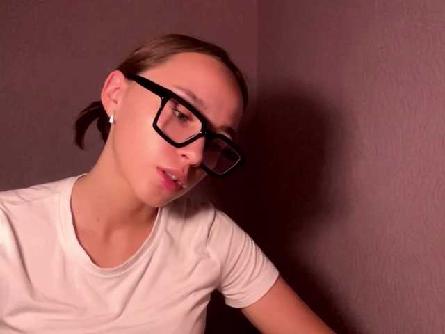 DaliaTronstad live cam on BongaCams