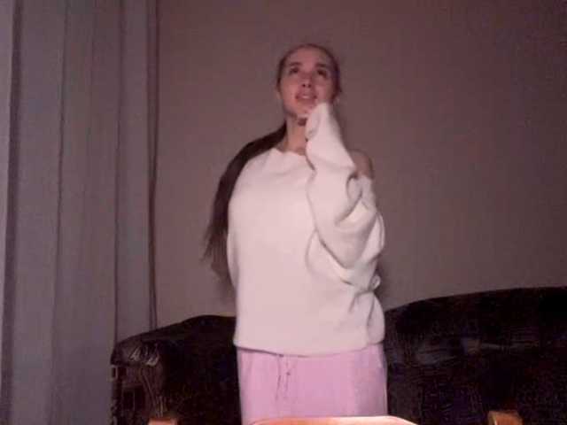 DaliaTronstad live cam on BongaCams