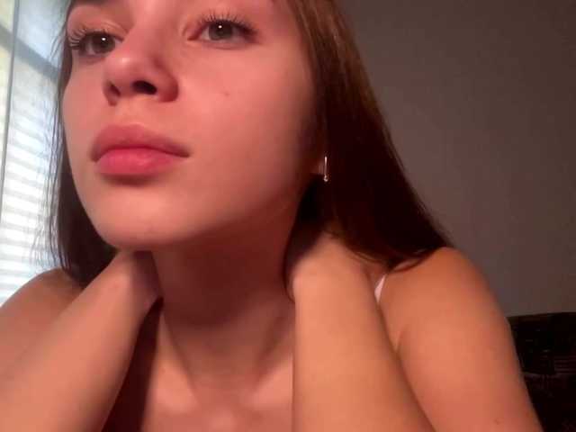DaliaTronstad live cam on BongaCams