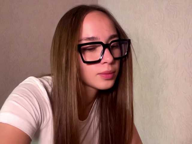 DaliaTronstad live cam on BongaCams