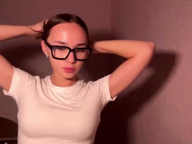 DaliaTronstad live cam on BongaCams