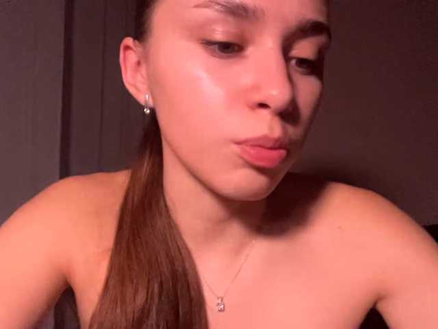 DaliaTronstad live cam on BongaCams