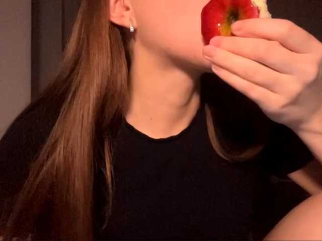DaliaTronstad live cam on BongaCams