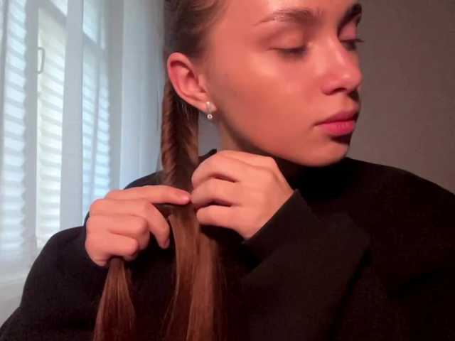 DaliaTronstad live cam on BongaCams