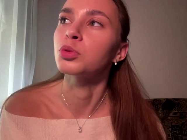 DaliaTronstad live cam on BongaCams