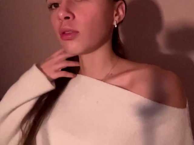 DaliaTronstad live cam on BongaCams