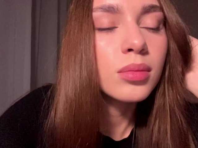 DaliaTronstad live cam on BongaCams