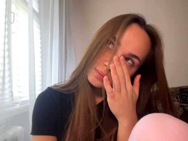 DaliaTronstad live cam on BongaCams