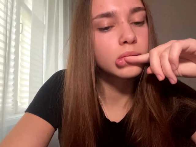 DaliaTronstad live cam on BongaCams