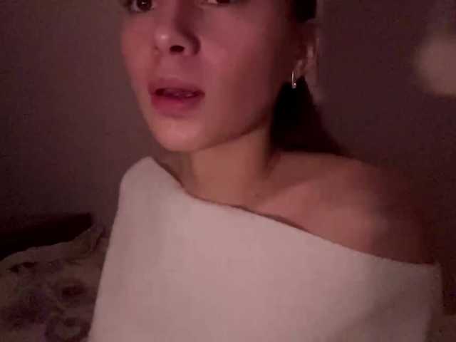 DaliaTronstad live cam on BongaCams