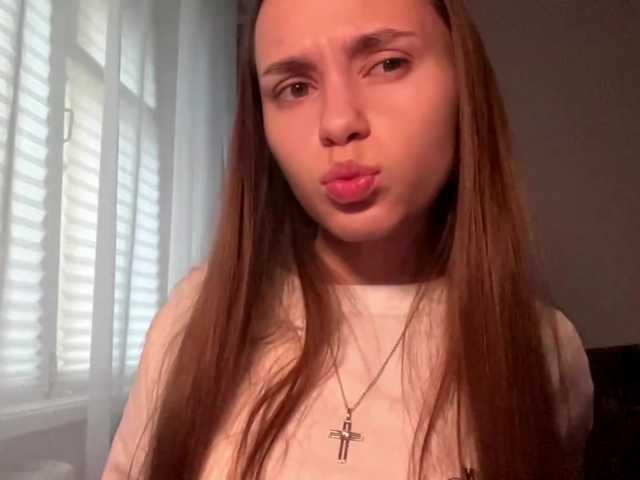 DaliaTronstad live cam on BongaCams