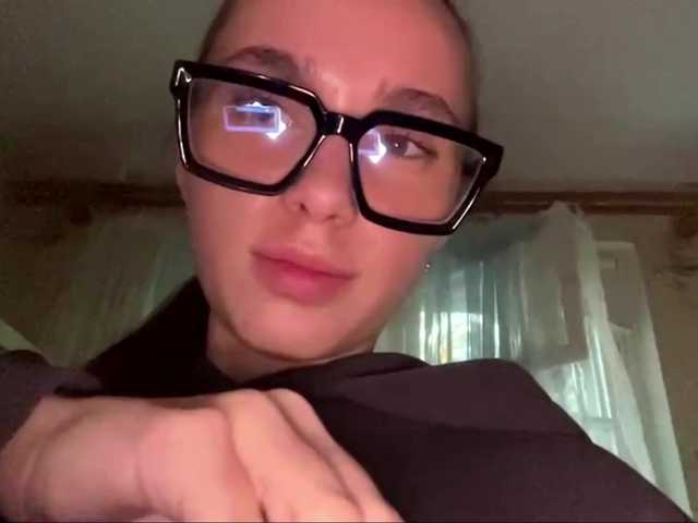 DaliaTronstad live cam on BongaCams