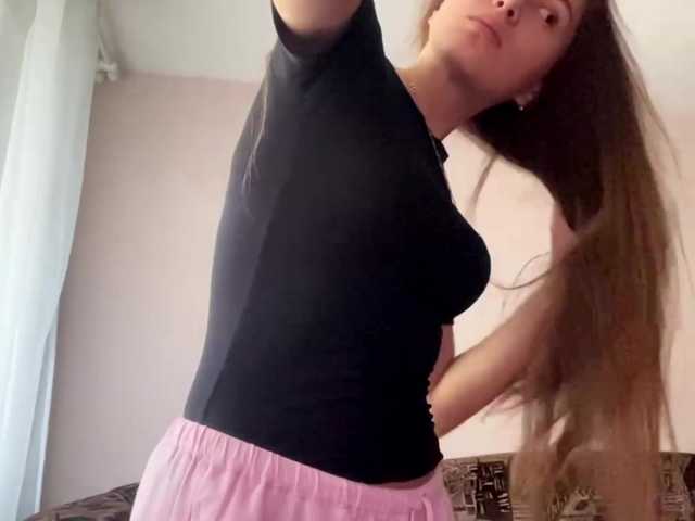 DaliaTronstad live cam on BongaCams