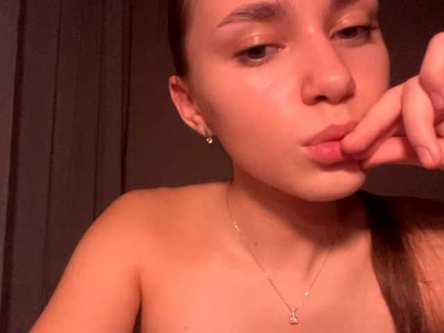 DaliaTronstad live cam on BongaCams