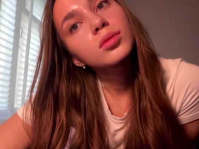 DaliaTronstad live cam on BongaCams
